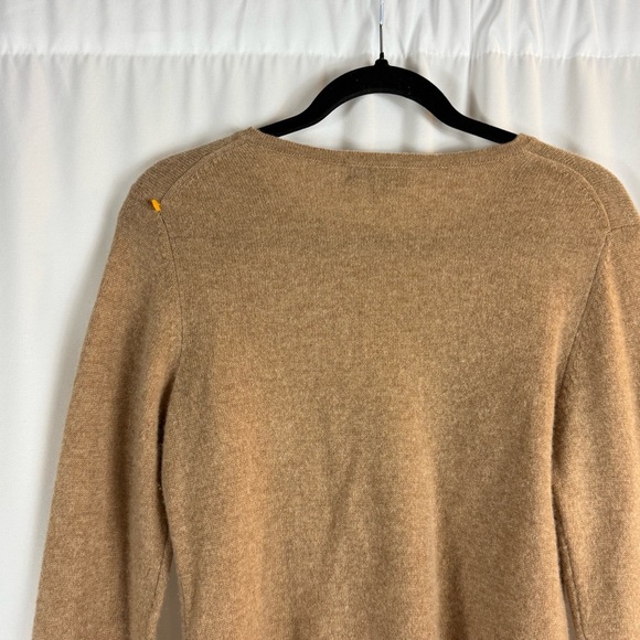 Charter Club Luxury Women's Cashmere Crew Neck
Pullover Brown Sweater Sz small - Picture 8 of 9
